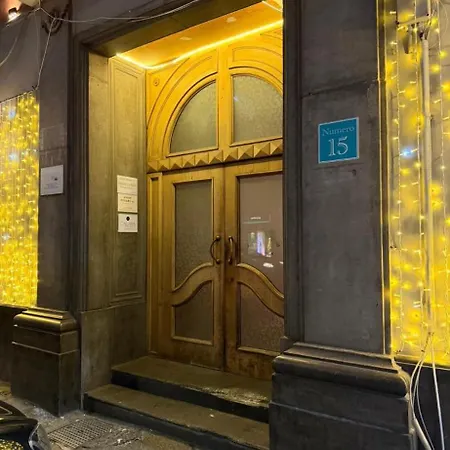 Numero 15 Bed & Breakfast 4*