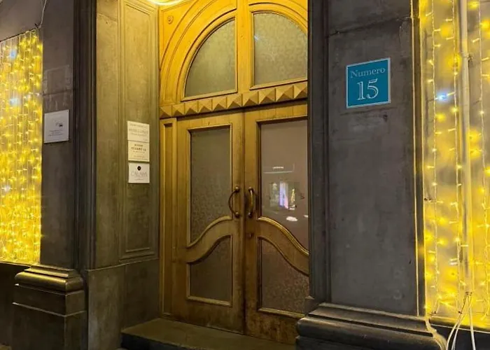 Numero 15 Bed & Breakfast 4*