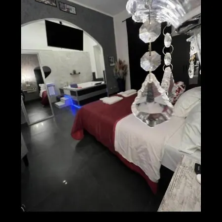 Numero 15 4* ナポリ